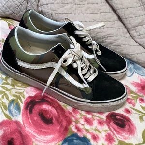 Camo old school vans